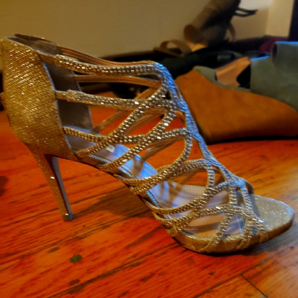 INC, size 8, silver sparkling